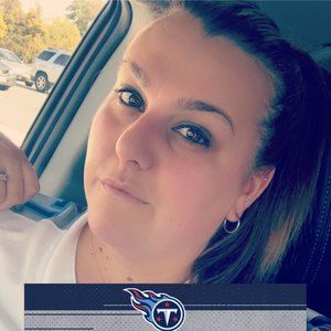 Meet your Posher, Candace